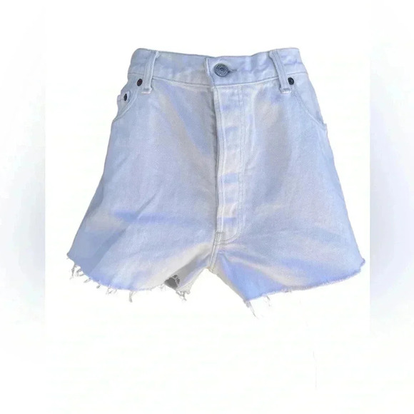 Levi’s women’s denim cutoff high waisted white shorts size large preloved - Picture 2 of 8